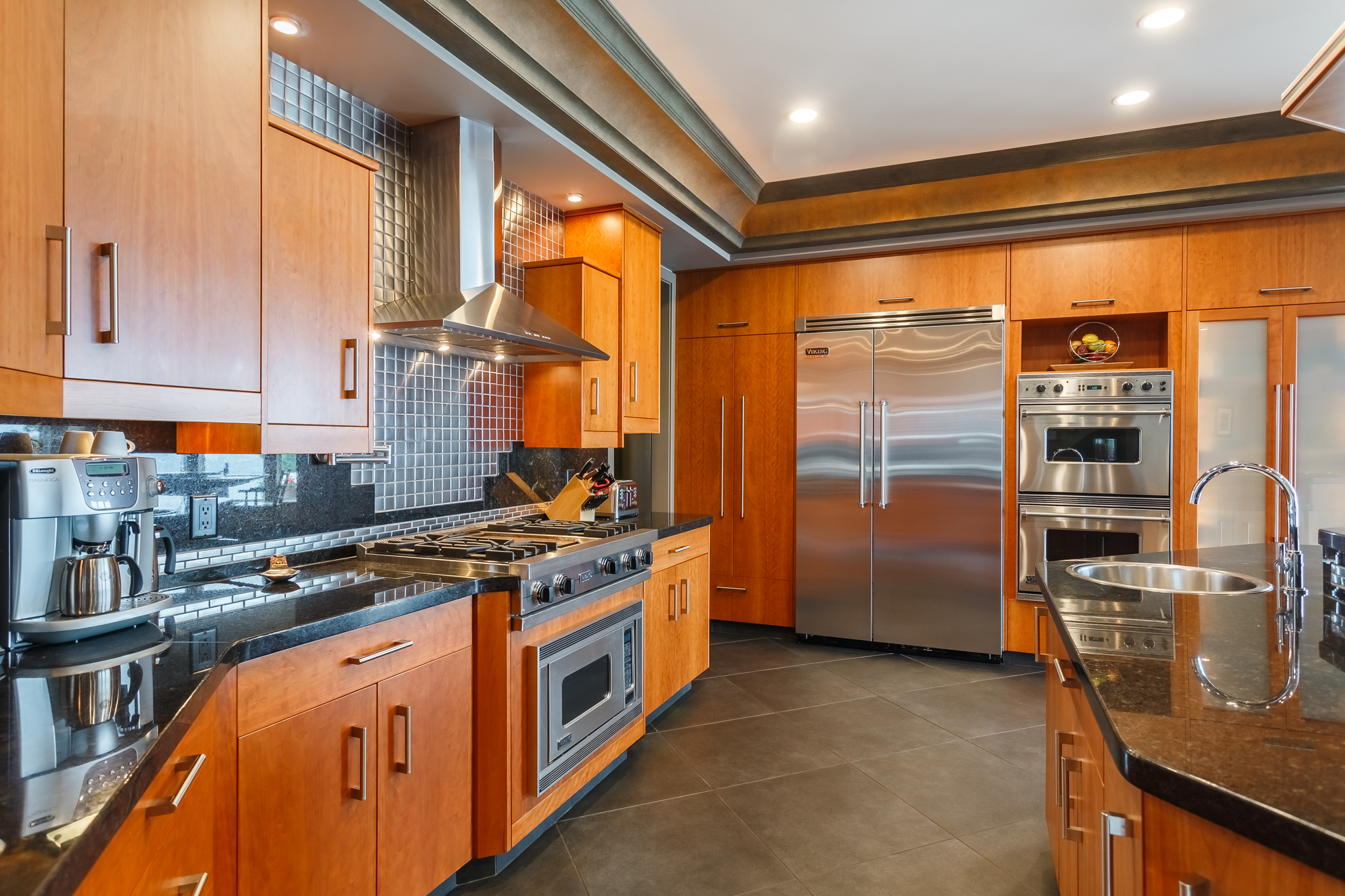 2943 Lakeview Cove Road, West Kelowna Property Listing
